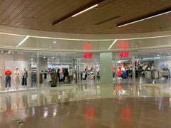 -H&M(华润万象城店)