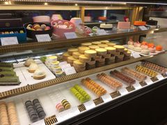 面包甜点陈列柜-PAUL LAFAYET 法式甜品(国金中心商场店)