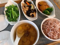 -爱妈月子会所(汕樟总店)