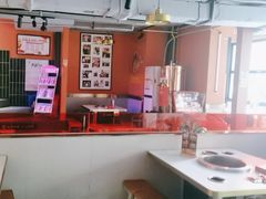 -钢管厂五区小郡肝串串香(奥克斯广场锦城万达店)