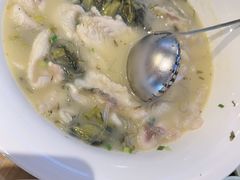 -严记小天府酸菜鱼(西四路店)