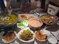 -小凤庭·地道湖北菜武昌鱼·藕汤(38年黄鹤楼店)