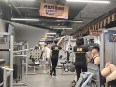 -超鹿运动(达信大厦店)