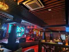 -月亮瓦肆音乐酒吧(环山路店)