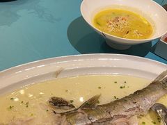 -海鸿荟·沿江菜(中山北路店)