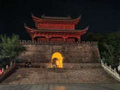 -巴陵广场