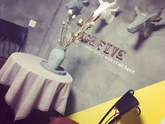 -HIGH FIVE哈福手工汉堡(桂林路店)