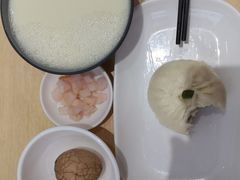 -李与白包子铺(桐梓林店)