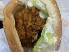 香辣鸡排堡-华莱士 炸鸡汉堡(卜蜂店)