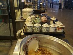 -布尔津河堤夜市