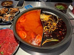 -鹿鸣山草本茶香火锅(园西路店)