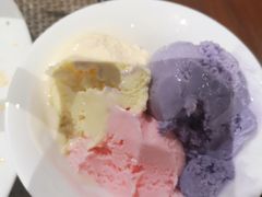 冰淇淋-明月东一酒店·菲斯特自助餐厅