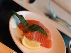 -澳门旅游塔360°旋转餐厅(南湾湖广场店)