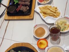 -豪享来牛排(人民店)