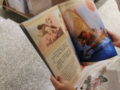 -雨丝书店(综合商业楼店)