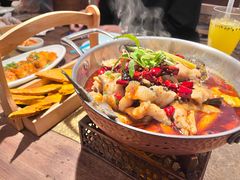 -菌自由丨野生菌火锅特色庭院餐厅(丽江古城店)