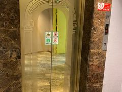 -怡莱酒店(上海大学店)