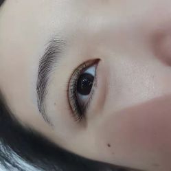 -赫本轻奢美颜中心