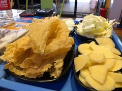 炸腐竹-蜀八婆鲍鱼鸡虾煲虾(东方广场店)