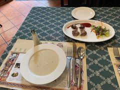 奶油蘑菇汤-露西亚咖啡西餐厅(哈尔滨俄侨纪念馆店)
