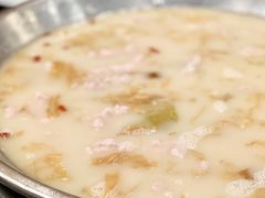 酸汤兔大锅-老来福·非遗酸汤兔(凯旋路店)