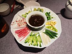 -秀儿四九城·新京菜(亚运村鸟巢店)