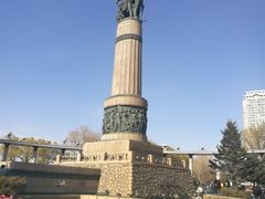 -人民防洪胜利纪念塔