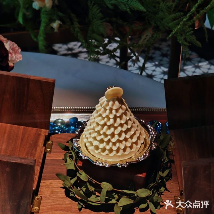上海！会带每一任男朋友出来吃的漂亮饭...
