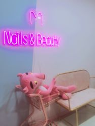 -M Nails & Beauty美甲美睫美体