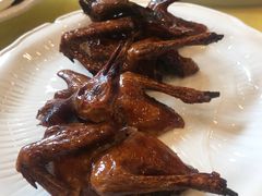 烧乳鸽-鸿达渔港