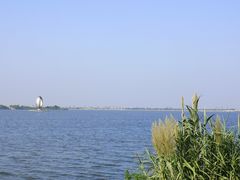 -上海滴水湖皇冠假日酒店