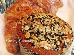 果然是硕大的Muffin和羊角-西点坊(浦东香格里拉店)