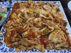 辣白菜炒猫耳朵-后卫寨猫耳朵(后卫寨店)