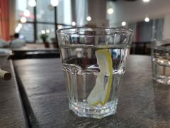 -然一素食餐厅(马利来广场店)