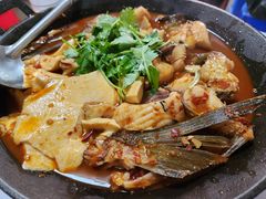 -万佛湖许老大铁锅鱼(黑金冠店)