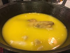 -鲜入围煮花胶鸡海鲜火锅
