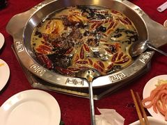 -山城年华老火锅(玉林店)