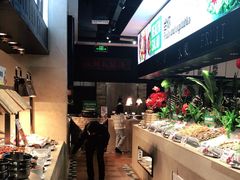 自助取餐区-亚马逊环球美食百汇(新城吾悦广场店)