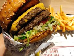 -The Habit Burger Grill 哈比特汉堡(复兴soho店)