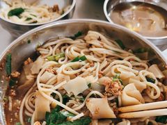 -正宗杨记普洱酸醋米线(总店)