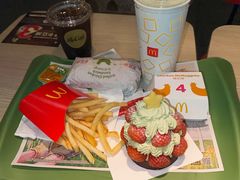 -麦当劳(轻轨曹杨路店)