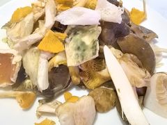 -山菌美食苑(振兴路店)