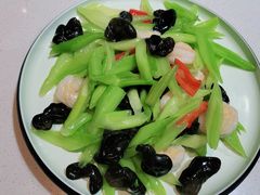 -臻味小馆融合菜