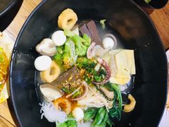 -万记麻辣烫国展总店
