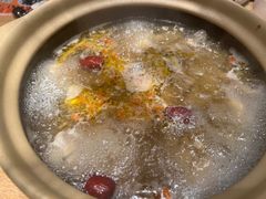 -邹开喜·炭炉鸡煲·海鲜火锅(虹口足球场店)