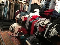 -Hollister(天环广场店)