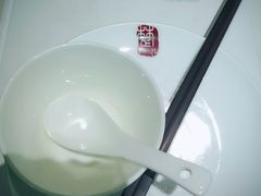 -莲餐厅·湖北菜·藕汤是头牌(愚园路店)