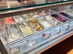 -VENCHI 闻绮(上海佛罗伦萨小镇店)