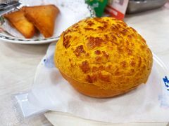 鲜油菠萝包-喜莲咖啡
