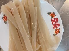 -肖婷姐大铁锅重庆火锅(南湖店)